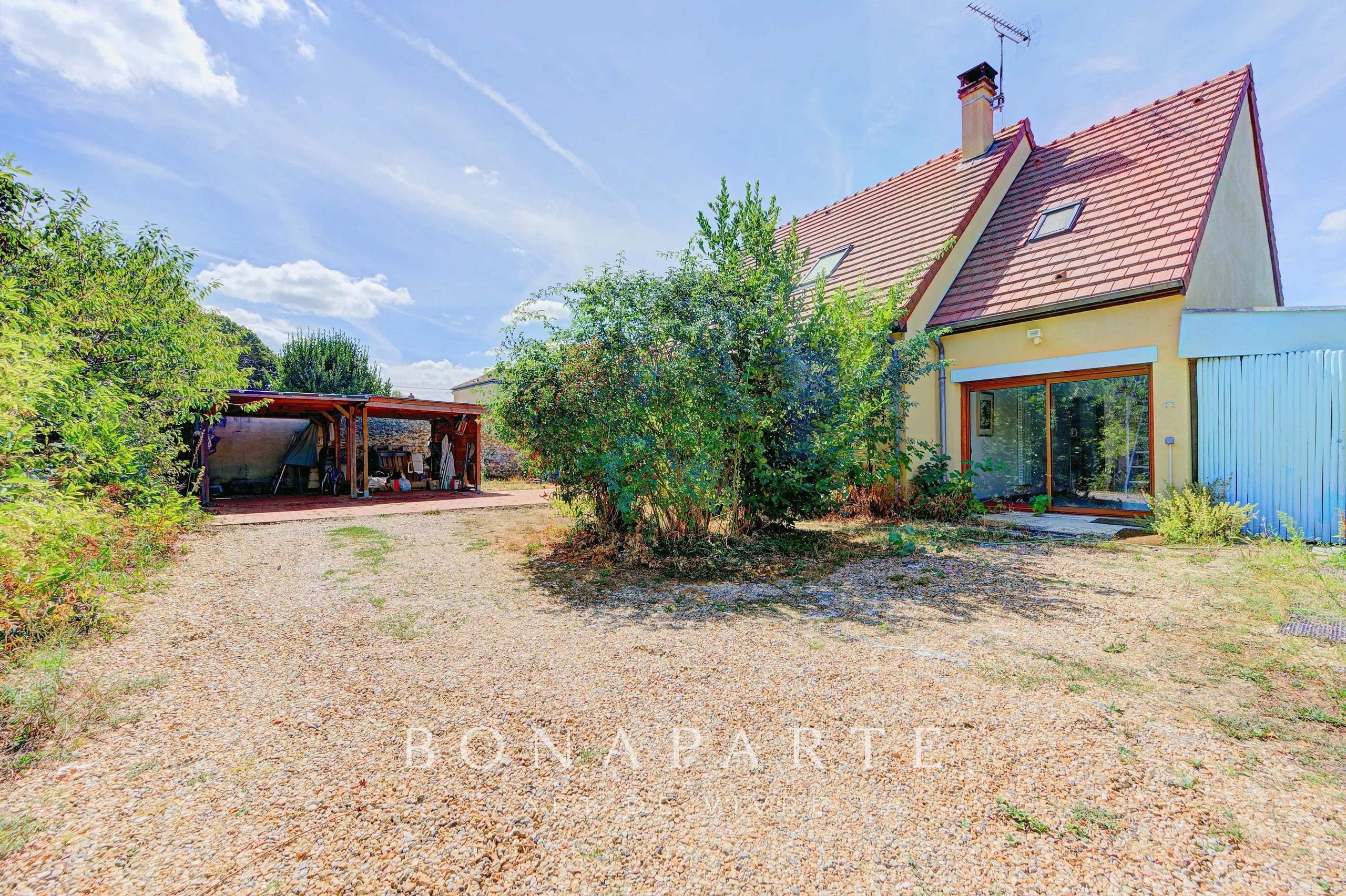 GARANCIÈRES - LA QUEUE-LES-YVELINES PROCHE – MAISON FAMILIALE DE 168 M² – BEAUX VOLUMES – TERRAIN DE 1 000 M²