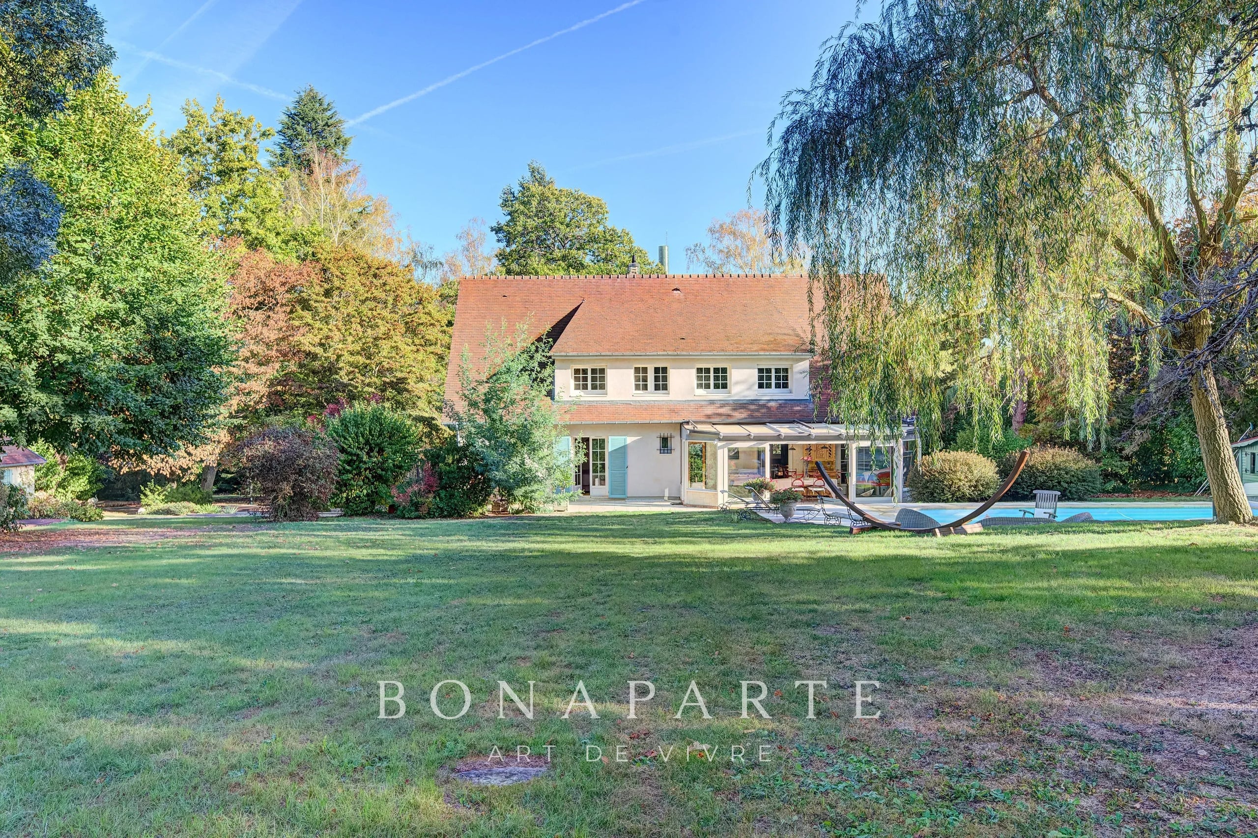 JOUARS-PONTCHARTRAIN – MAISON FAMILIALE – 191 M² HABITABLES – 222 M² AU SOL – 5 CHAMBRES